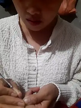 mai-mai-97 online show from November 28, 2025, 2:28 pm