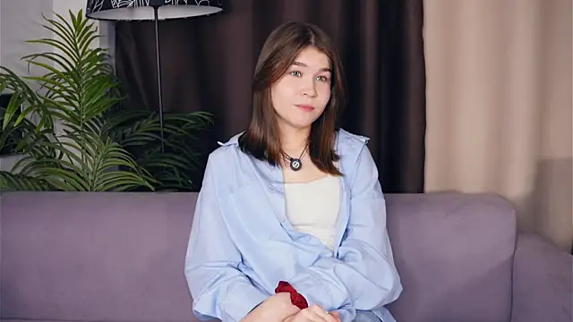 Snapshot of ZulaRattan chatting on November 27, 2025, 5:08 am ZulaRattan online show from November 27, 2025, 5:08 am