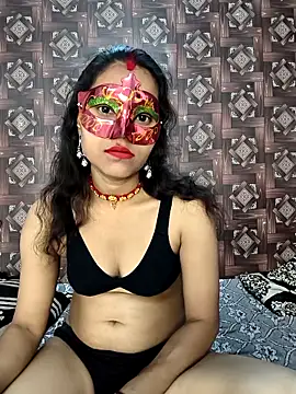 Snapshot of Sexy_komal02 chatting on April 8, 2026, 9:33 am Sexy komal02 online show from April 8, 2026, 9:33 am