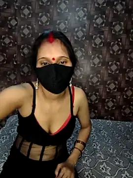 Snapshot of Sexy_komal02 chatting on April 27, 2026, 8:45 am Sexy komal02 online show from April 27, 2026, 8:45 am
