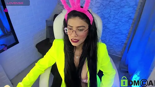 Snapshot of aisha_cambell chatting on December 2, 2025, 10:00 pm aisha cambell online show from December 2, 2025, 10:00 pm