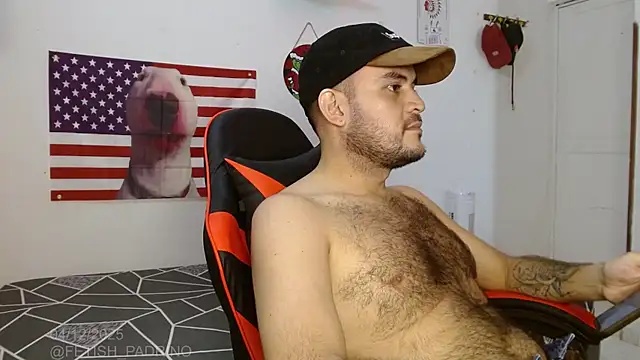 Snapshot of holegape chatting on December 4, 2025, 3:22 pm holegape online show from December 4, 2025, 3:22 pm