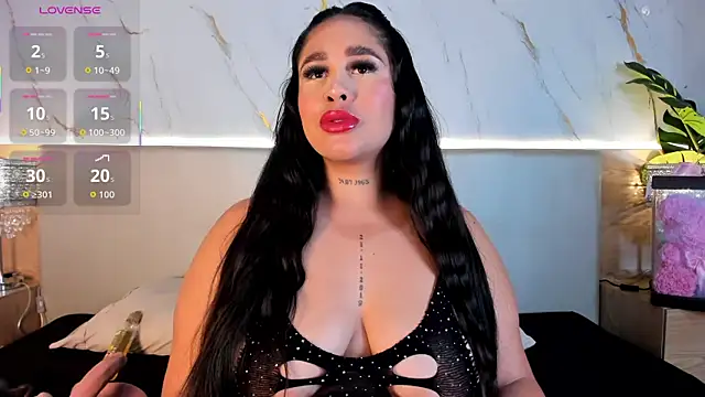 Snapshot of Julietaa_1 chatting on August 1, 2026, 11:08 am Julietaa 1 online show from August 1, 2026, 11:08 am
