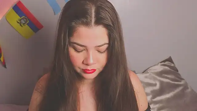 Snapshot of amyvans_ chatting on June 16, 2026, 10:10 pm amyvans online show from June 16, 2026, 10:10 pm