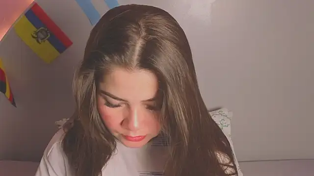 Snapshot of amyvans_ chatting on July 4, 2026, 8:57 pm amyvans online show from July 4, 2026, 8:57 pm
