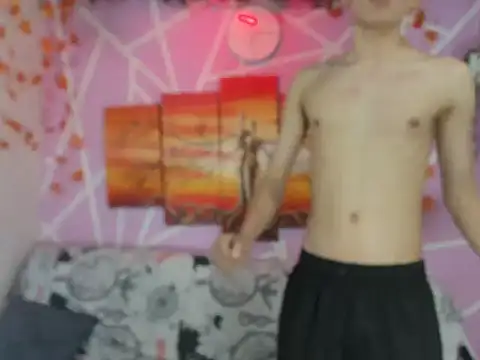 bradboyhot06 online show from February 4, 2026, 2:17 am