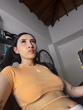 Snapshot of Megan_foro chatting on November 28, 2025, 4:45 am Megan foro online show from November 28, 2025, 4:45 am