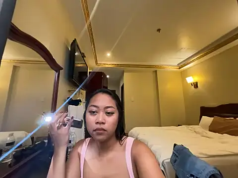 Snapshot of Juliet_official_pro chatting on August 4, 2026, 12:15 am Juliet official pro online show from August 4, 2026, 12:15 am