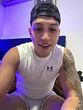 OliverWest04 online show from January 7, 2026, 8:25 pm