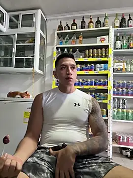 OliverWest04 online show from December 18, 2025, 10:13 pm