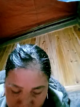 Snapshot of hey-bana chatting on February 2, 2026, 2:38 pm hey-bana online show from February 2, 2026, 2:38 pm