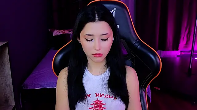 Snapshot of RedMidnight chatting on February 27, 2026, 8:52 pm RedMidnight online show from February 27, 2026, 8:52 pm