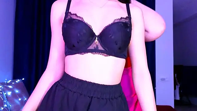 Snapshot of RedMidnight chatting on March 9, 2026, 9:40 pm RedMidnight online show from March 9, 2026, 9:40 pm