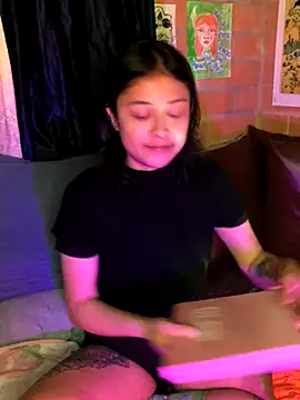 Snapshot of Winter_111 chatting on December 3, 2025, 2:12 am Winter 111 online show from December 3, 2025, 2:12 am