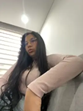 ImBrenda 1 online show from February 15, 2026, 8:08 pm