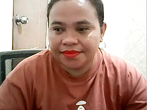 cutechubby online show from May 3, 2026, 8:23 pm