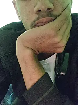 handsome boy07 online show from December 15, 2025, 9:48 am