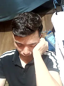 Snapshot of sanu551 chatting on February 23, 2026, 1:40 am sanu551 online show from February 23, 2026, 1:40 am