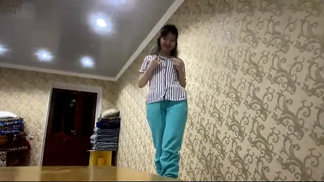 Roximnemeni online show from February 15, 2026, 7:02 pm