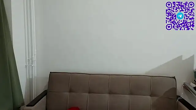 Snapshot of ArianeRandy chatting on February 15, 2026, 5:01 pm ArianeRandy online show from February 15, 2026, 5:01 pm