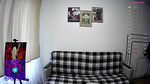 ArianeRandy online show from May 8, 2026, 3:05 pm