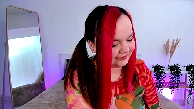 Snapshot of Rose_Luvv chatting on May 10, 2026, 6:39 am Rose Luvv online show from May 10, 2026, 6:39 am