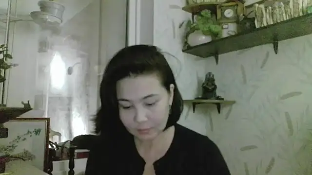 Snapshot of Nettie_Allie chatting on February 17, 2026, 7:33 pm Nettie Allie online show from February 17, 2026, 7:33 pm