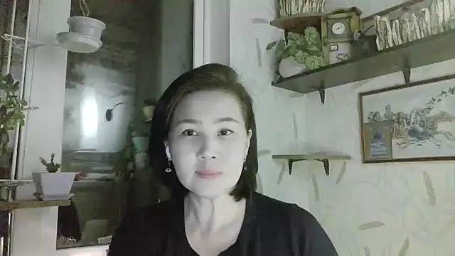 Snapshot of Nettie_Allie chatting on March 5, 2026, 7:21 pm Nettie Allie online show from March 5, 2026, 7:21 pm