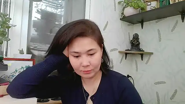 Snapshot of Nettie_Allie chatting on February 14, 2026, 12:49 pm Nettie Allie online show from February 14, 2026, 12:49 pm