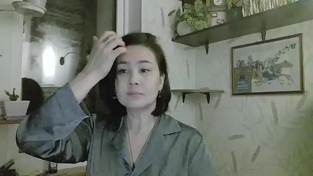 Snapshot of Nettie_Allie chatting on March 3, 2026, 6:37 pm Nettie Allie online show from March 3, 2026, 6:37 pm