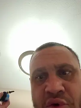 cmcjds86 online show from January 15, 2026, 12:47 am