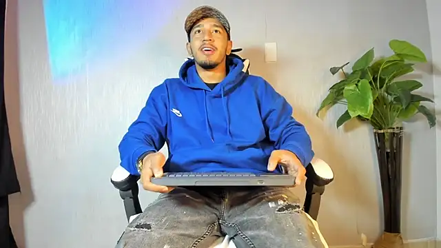 Brand Collins online show from February 4, 2026, 11:16 am