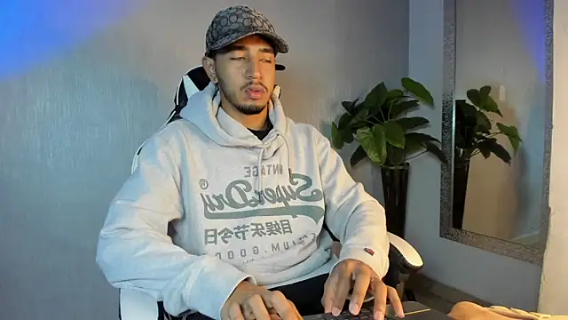 Snapshot of Brand_Collins chatting on February 7, 2026, 11:29 am Brand Collins online show from February 7, 2026, 11:29 am