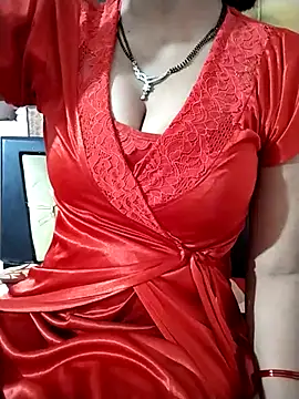 RASHMI SHARMA9 online show from May 1, 2026, 7:19 pm
