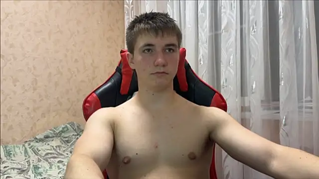 Snapshot of golden_flash chatting on December 5, 2025, 7:23 pm golden flash online show from December 5, 2025, 7:23 pm