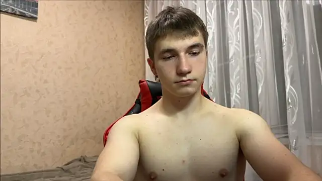 Snapshot of golden_flash chatting on December 15, 2025, 7:41 pm golden flash online show from December 15, 2025, 7:41 pm