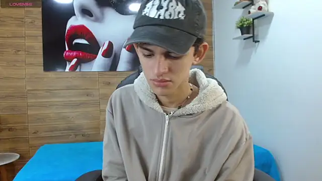 Michaelkoiv online show from December 4, 2025, 12:26 pm