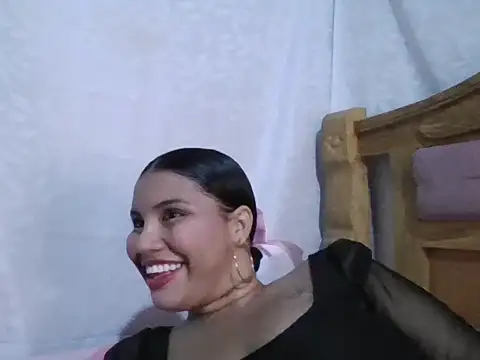 Snapshot of zoe_hot20 chatting on November 27, 2025, 5:19 am zoe hot20 online show from November 27, 2025, 5:19 am