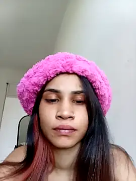 Snapshot of Miss-Perfection chatting on April 8, 2026, 3:13 pm Miss-Perfection online show from April 8, 2026, 3:13 pm