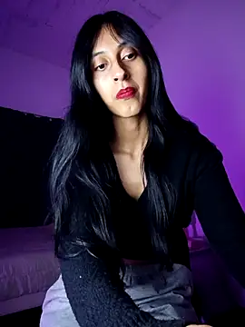 Snapshot of Im_Kloe chatting on February 18, 2026, 9:44 pm Im Kloe online show from February 18, 2026, 9:44 pm