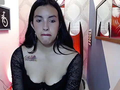 Loornna mirr online show from December 15, 2025, 2:12 pm