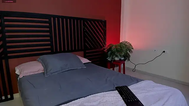 Snapshot of luna_cute__ chatting on July 8, 2026, 7:47 pm luna cute online show from July 8, 2026, 7:47 pm