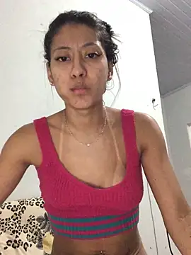 Snapshot of casalnovo8 chatting on December 4, 2025, 12:20 am casalnovo8 online show from December 4, 2025, 12:20 am