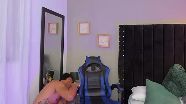 Snapshot of Bryan_robayo5 chatting on December 3, 2025, 11:31 am Bryan robayo5 online show from December 3, 2025, 11:31 am