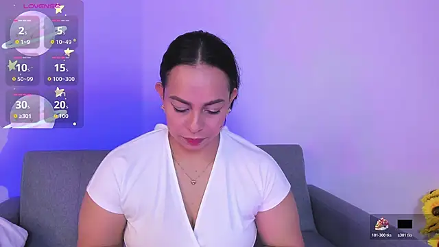 jimena chic1 online show from February 4, 2026, 7:42 pm