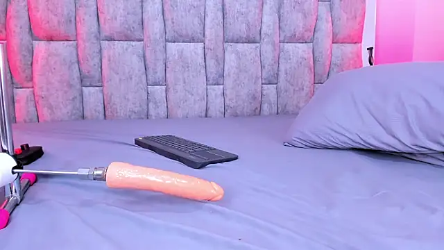 Snapshot of ZafiraNavarro chatting on February 27, 2026, 11:59 pm ZafiraNavarro online show from February 27, 2026, 11:59 pm