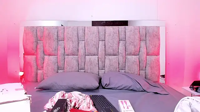 Snapshot of ZafiraNavarro chatting on March 4, 2026, 8:16 pm ZafiraNavarro online show from March 4, 2026, 8:16 pm