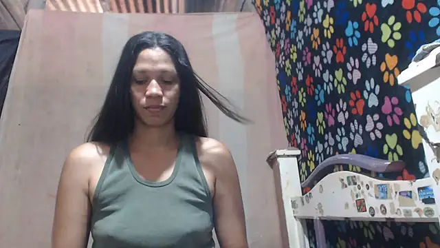 Snapshot of ELIZABET2- chatting on June 23, 2026, 1:42 pm ELIZABET2- online show from June 23, 2026, 1:42 pm
