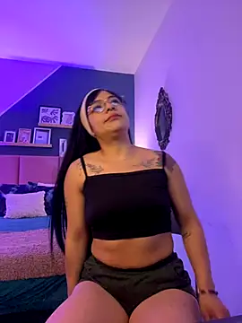 Snapshot of deep_sky chatting on November 30, 2025, 4:57 am deep sky online show from November 30, 2025, 4:57 am