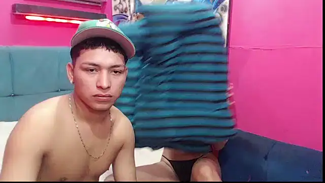 twinks fuck online show from March 13, 2026, 7:08 pm